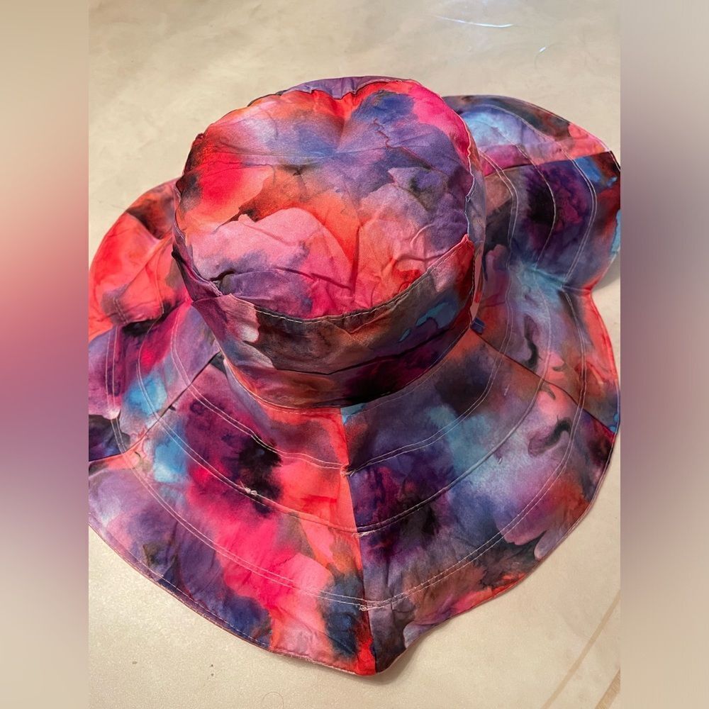 Reversible Hats - Picture 5 of 7